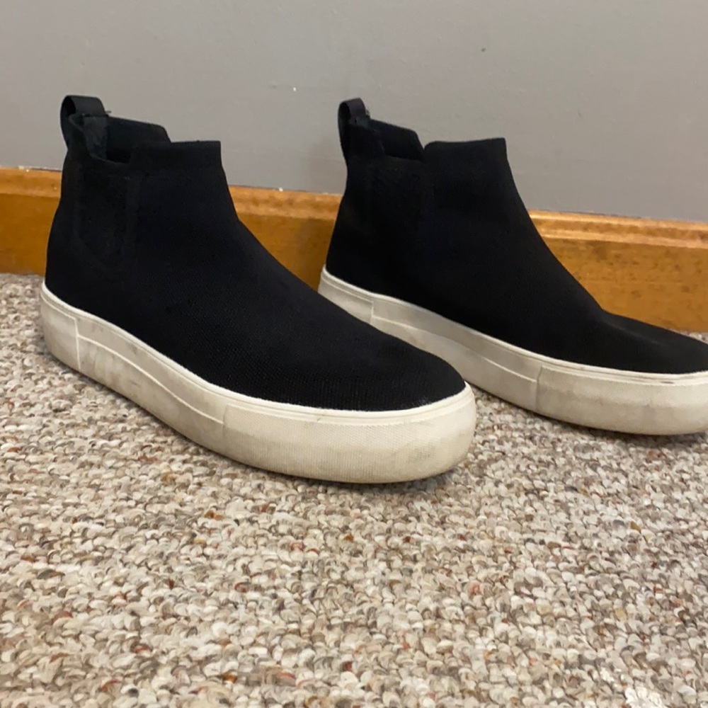 black high top shoes size 9